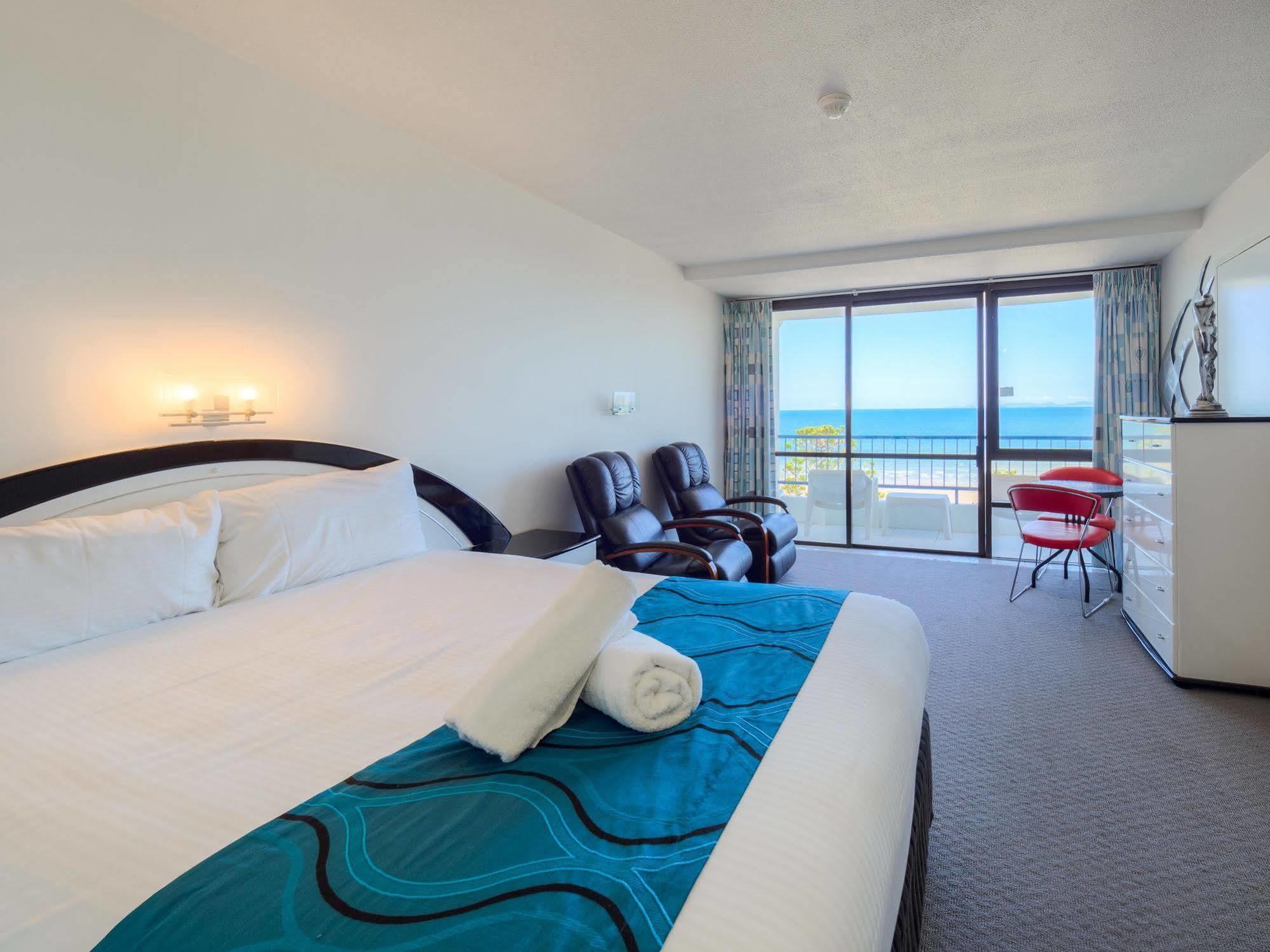 Bayview Tower Hotel